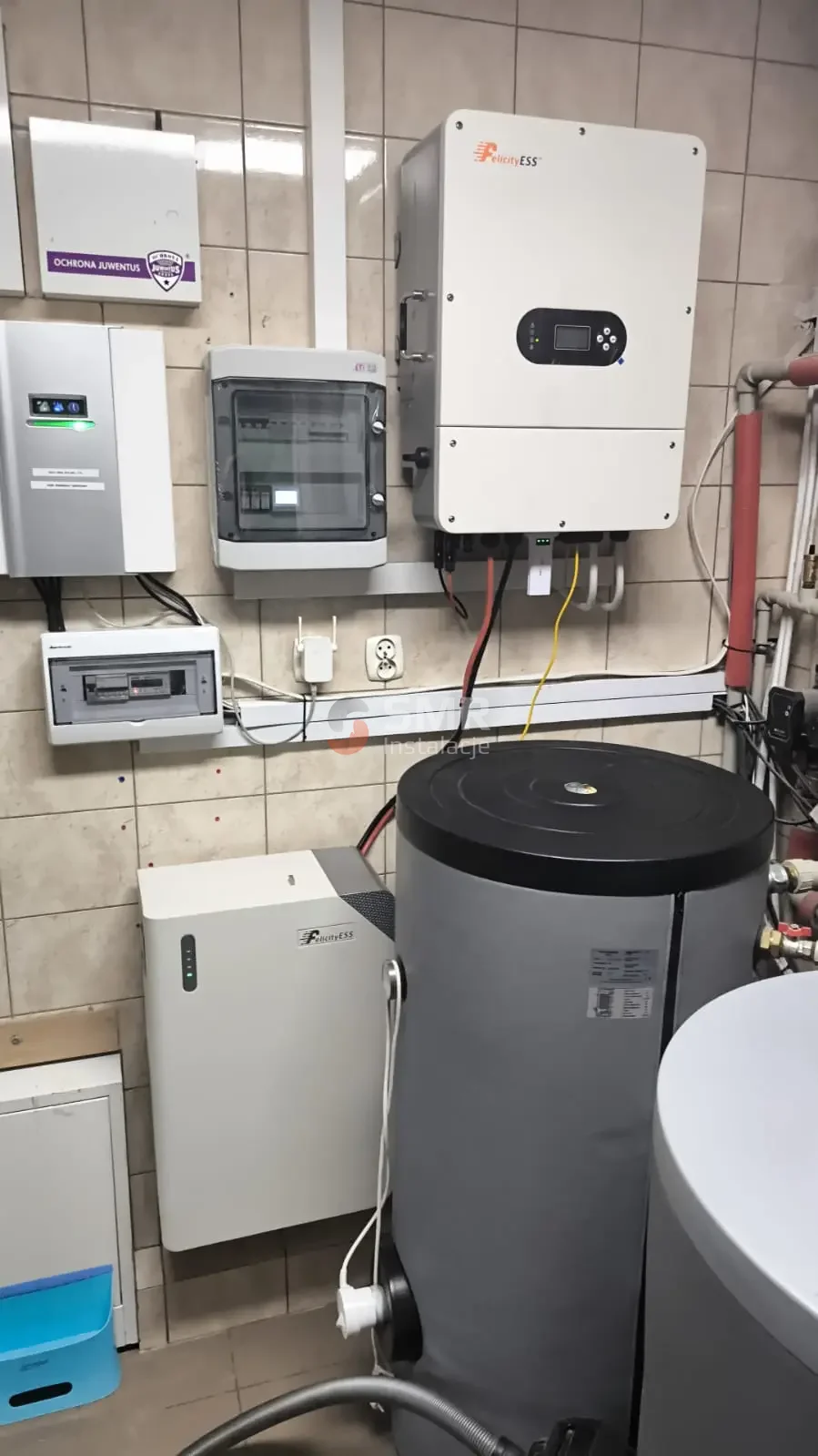 Falownik hybrydowy z magazynem energii 15 kWh + backup - Pasikonie