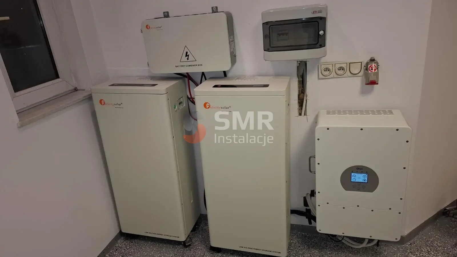 Falownik hybrydowy Deye 30 kWh - Warszawa